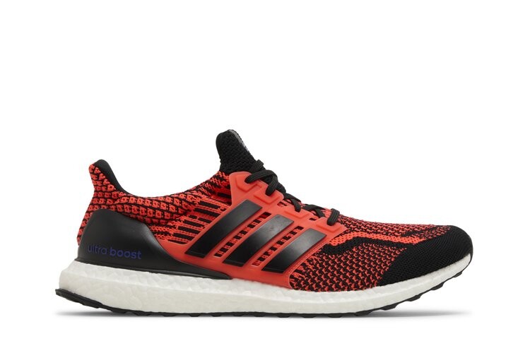 

Кроссовки Adidas UltraBoost 5.0 DNA, оранжевый