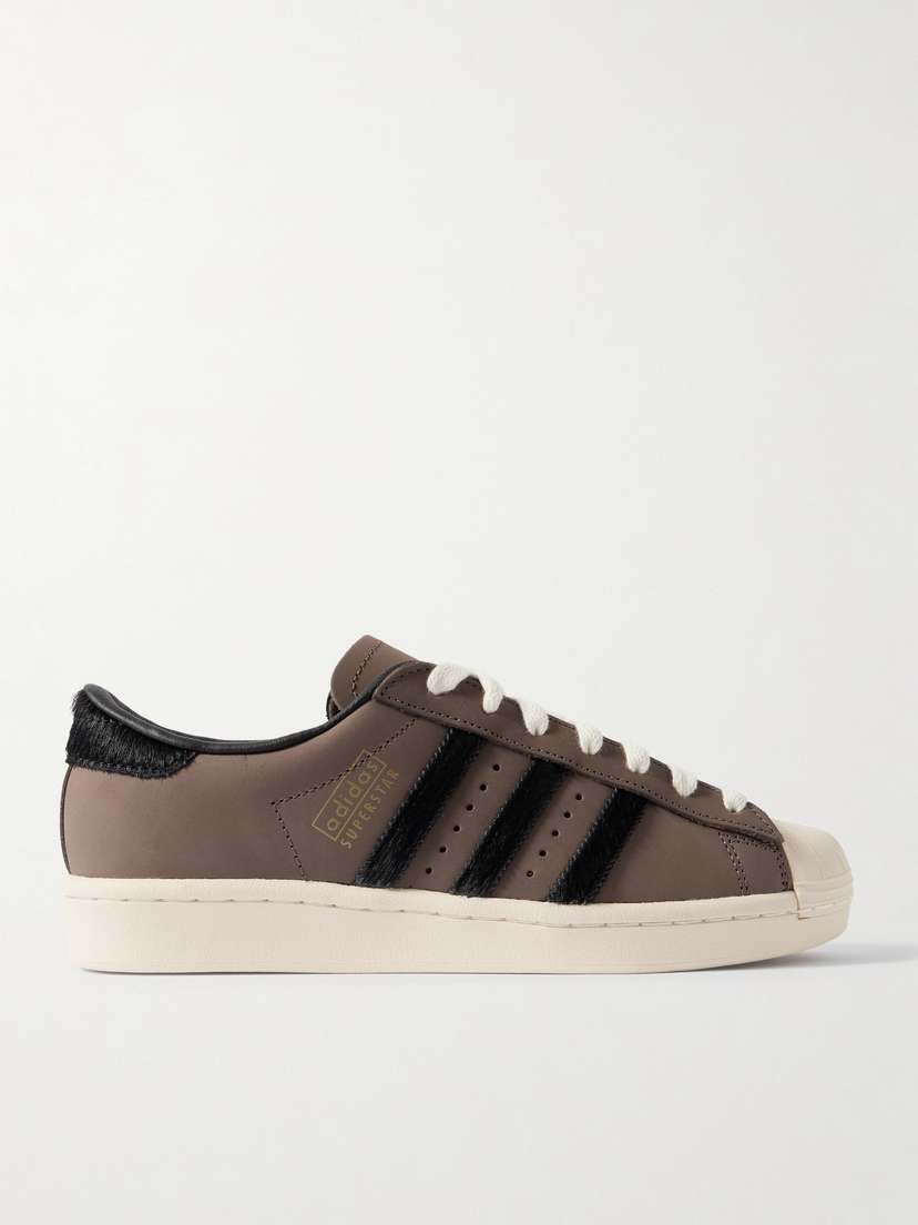 Винтажные кроссовки Superstar из нубука с отделкой из телячьей шерсти Adidas Originals, коричневый