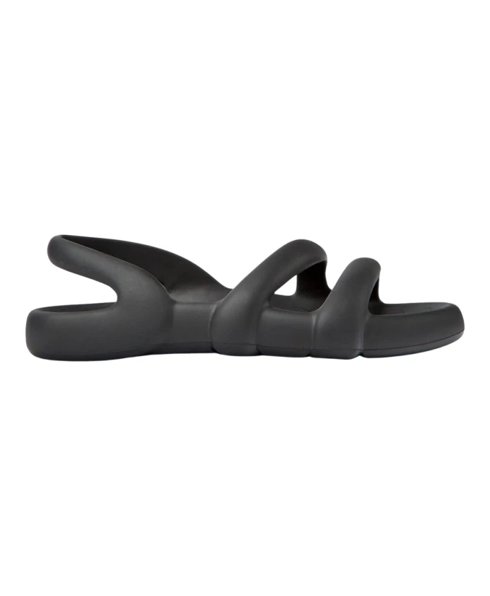 

Стильные сандалии с открытой пяткой Camper, черный