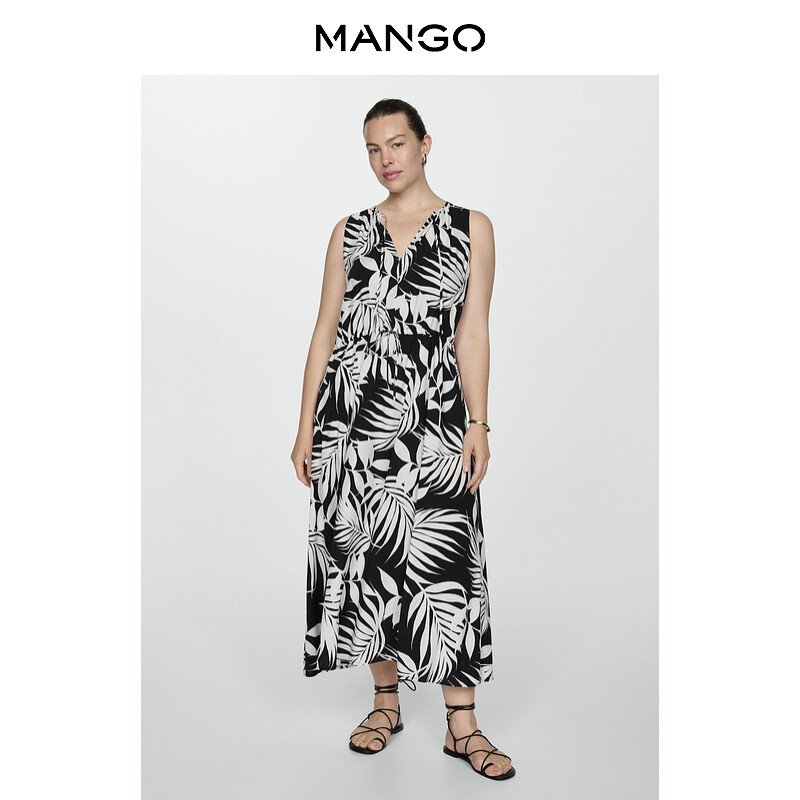 

Платье Mango с принтом, черный