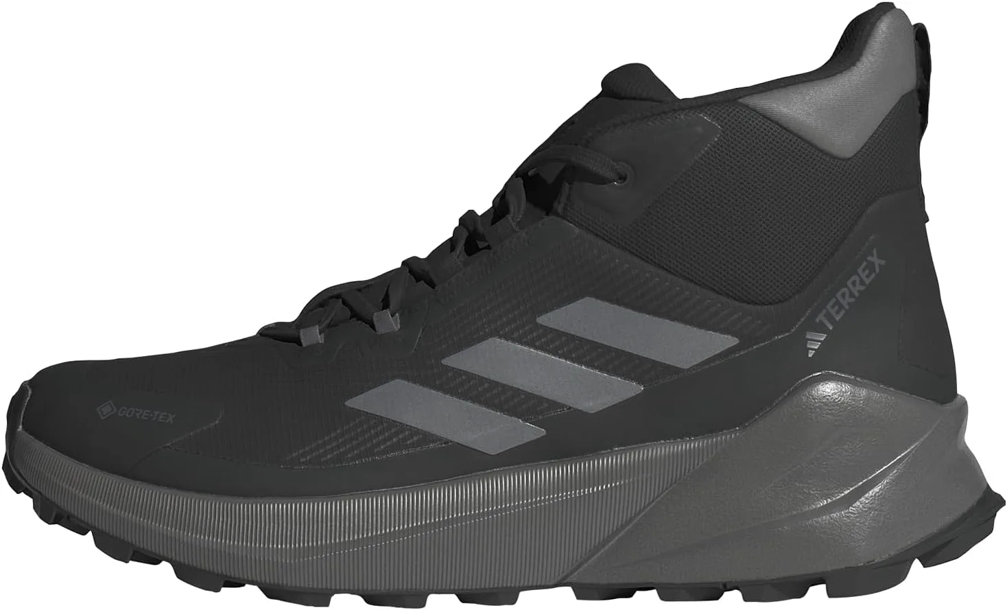 

Мужские походные ботинки Adidas Terrex Trailmaker 2.0 Mid Top с Gore-tex, черный