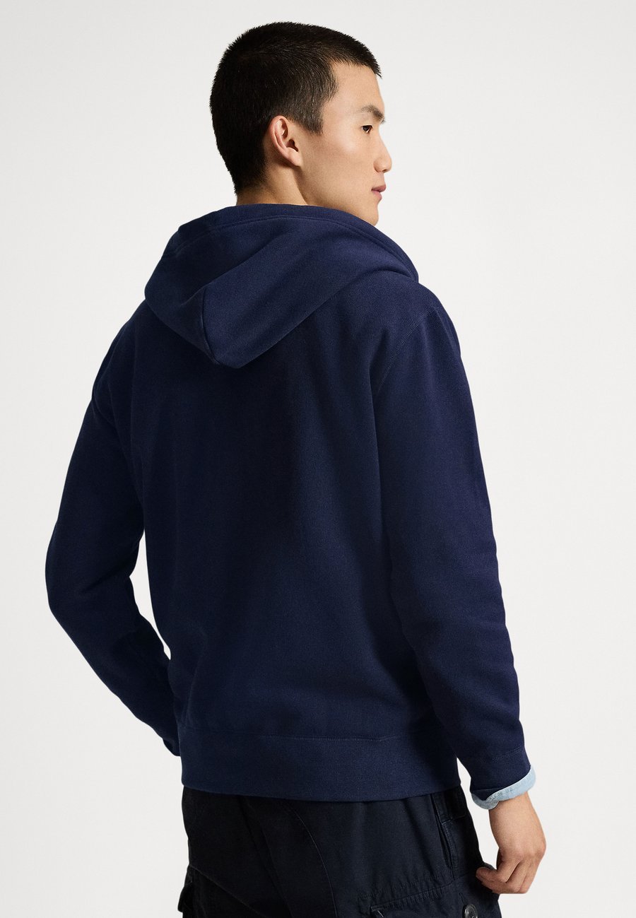 Худи Polo Ralph Lauren THE FLEECE WESTERN-LOGO HOODIE, Cruise Navy/Dark Blue — фото 3