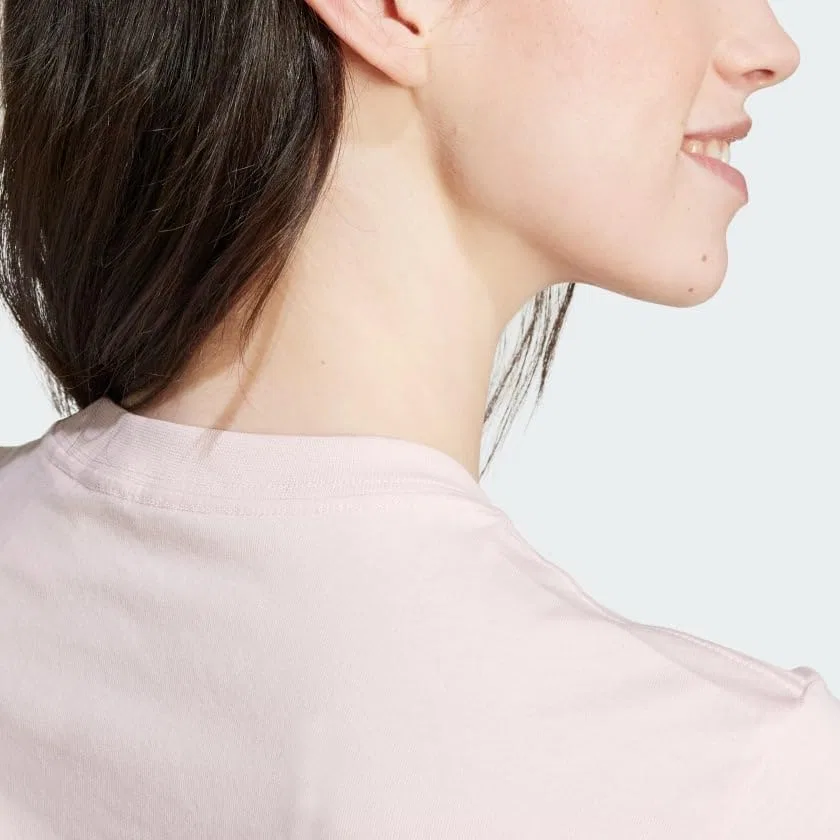 Футболка женская adidas Essentials Logo, цвет Sandy Pink