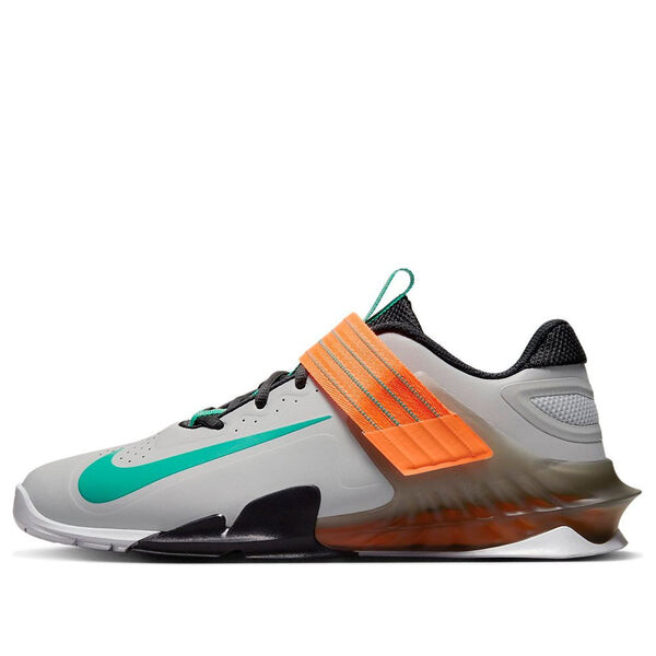 Кроссовки савалеос Nike, серый