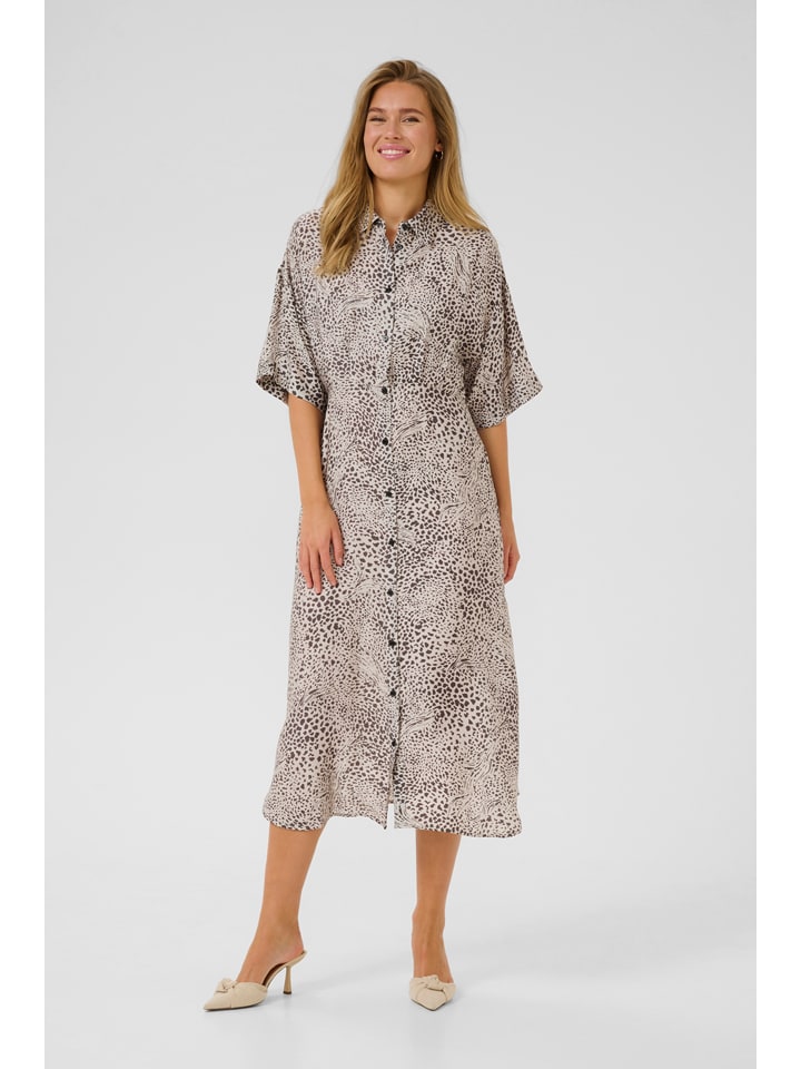 

Kaffe Платье бежевого цвета