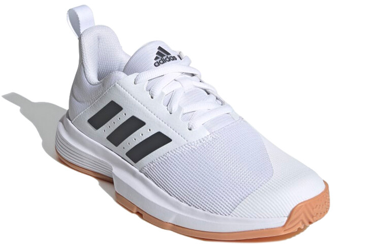 Кроссовки Essence Badminton унисекс с низким верхом белого цвета Adidas — фото 3