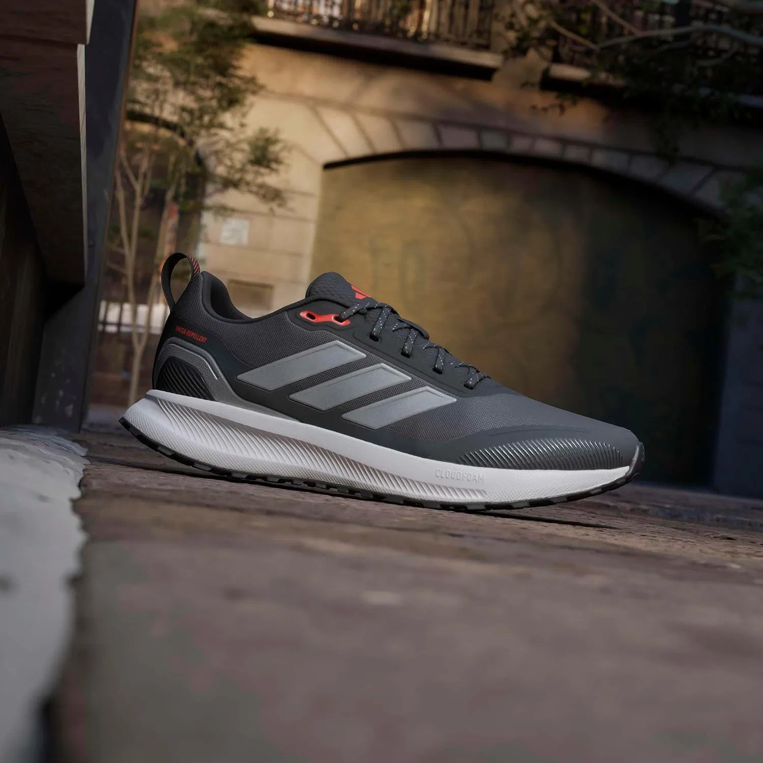 Мужские беговые кроссовки Adidas Runfalcon 5 TR, Core Black Silver Metallic Carbon — фото 3