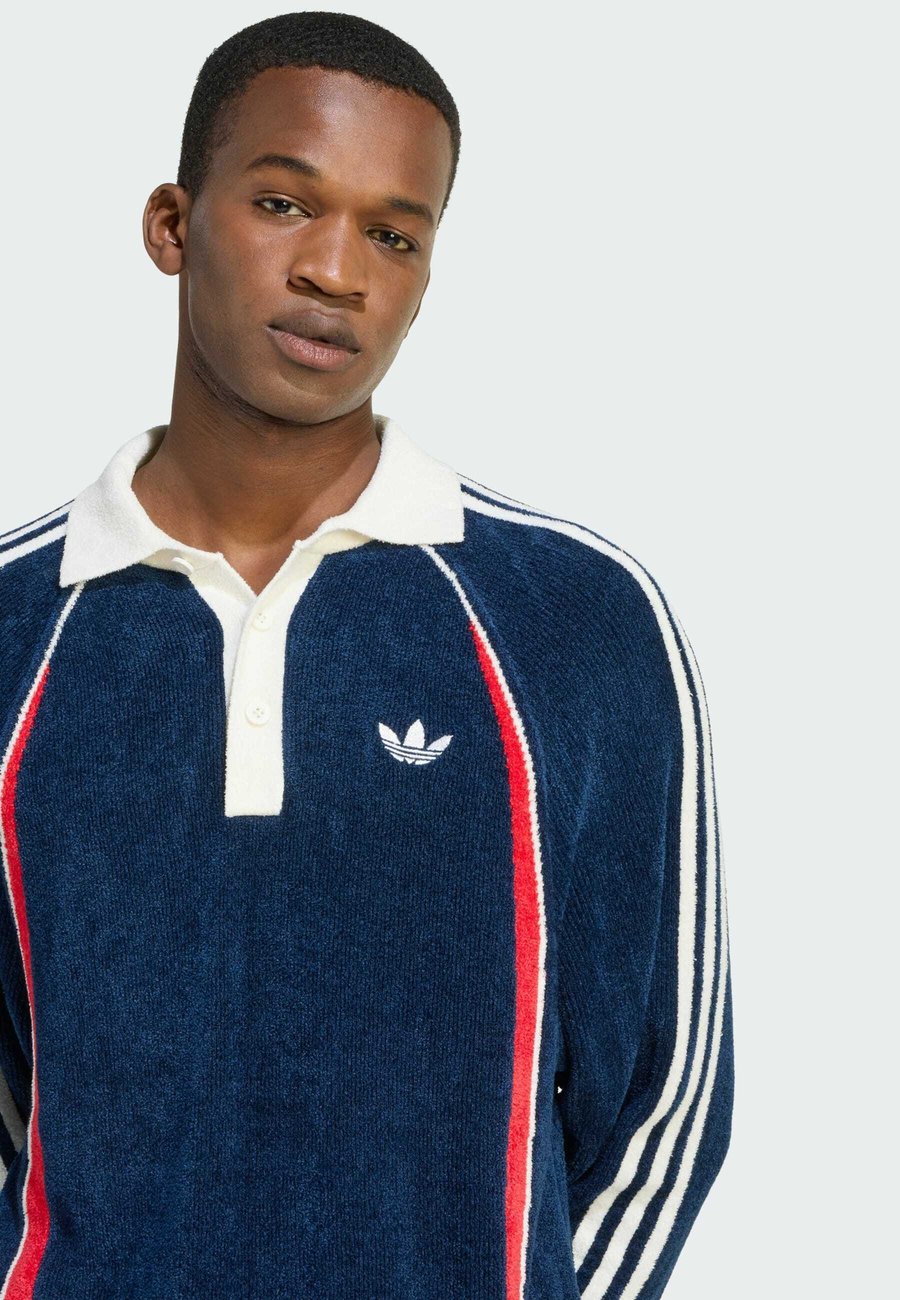 Поло Adidas Originals RETRO REMIX TEAMGEIST POLO, Night Indigo Better Scarlet Off White/Blue — фото 3