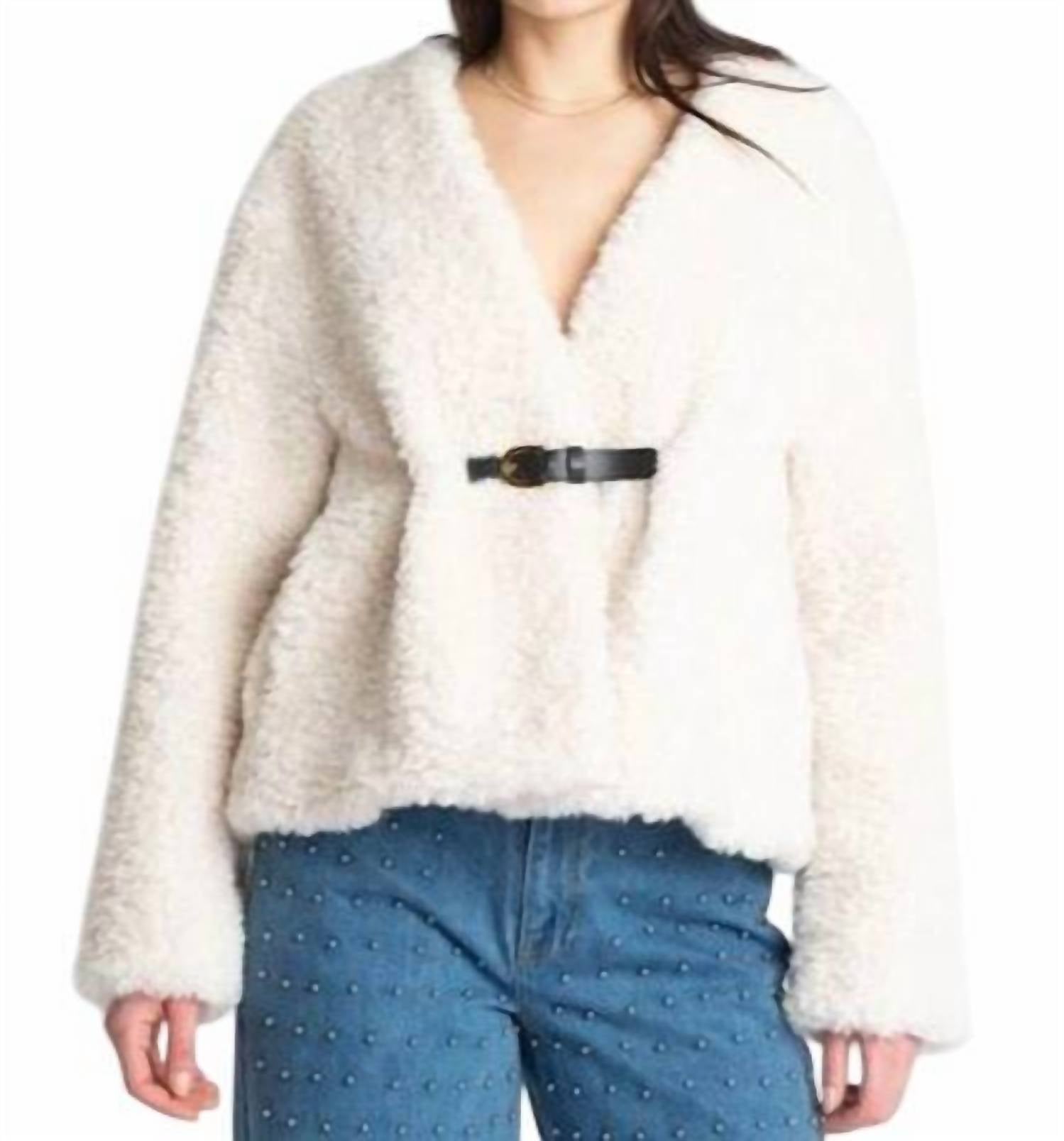 

Куртка Vargas в цвете Off White Berenice