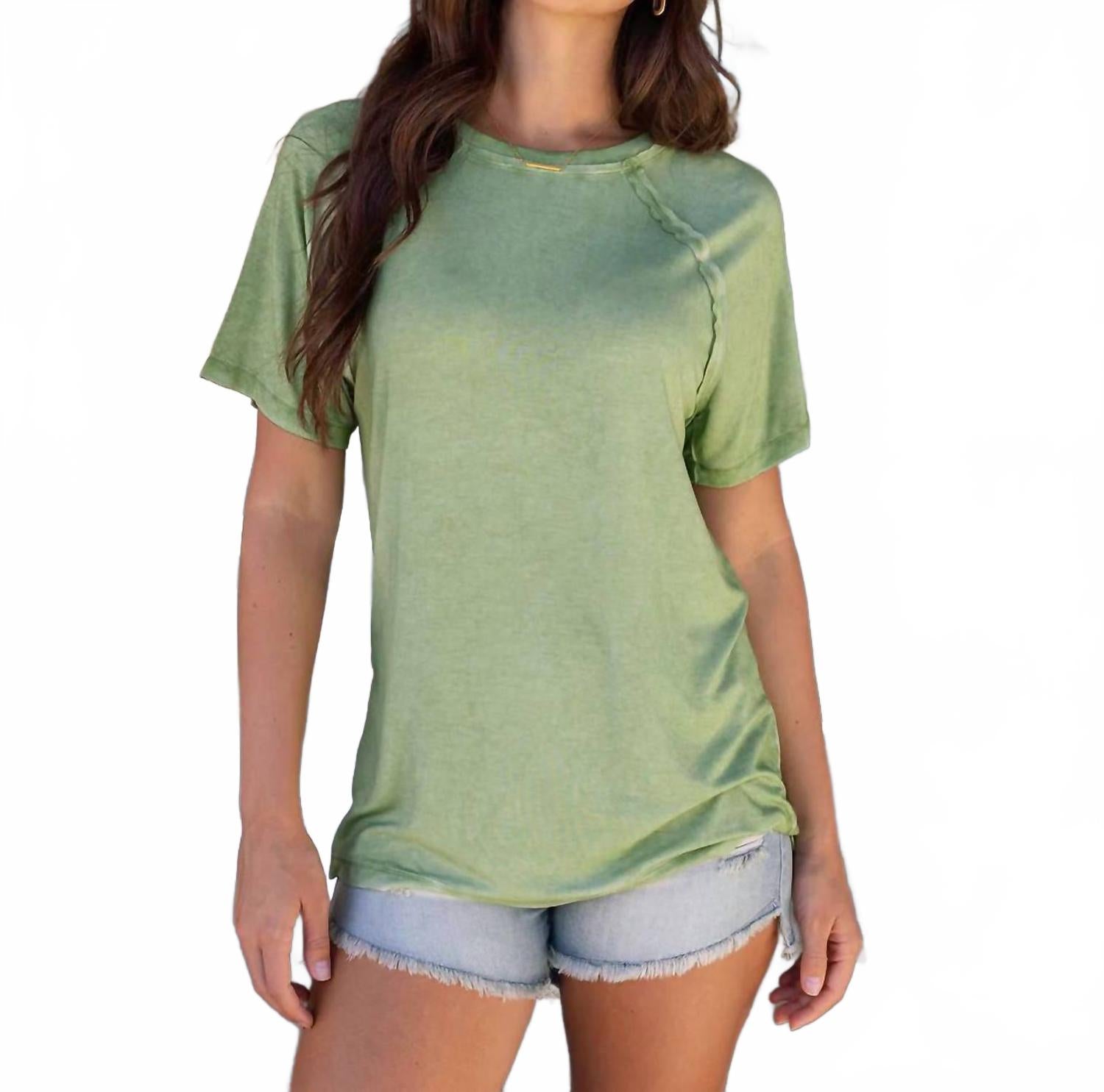 

Зеленый раглановый топ с эффектом минеральной мойки Grace and Lace