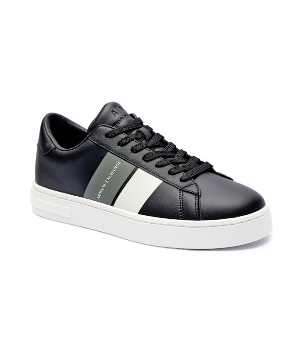 

Кроссовки английский Armani Exchange, черный