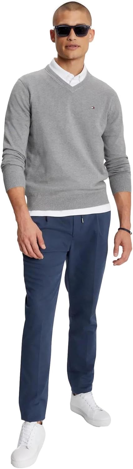 Мужской культовый хлопковый свитер с V-образным вырезом TOMMY HILFIGER из коллекции 2025 года, Grey Heather. — фото 2