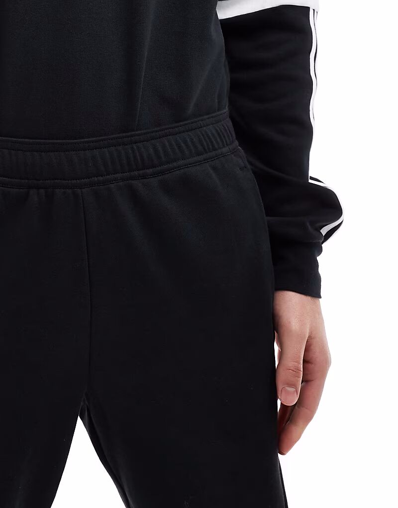 Брюки Adidas Football Squadra25 черного цвета — фото 4