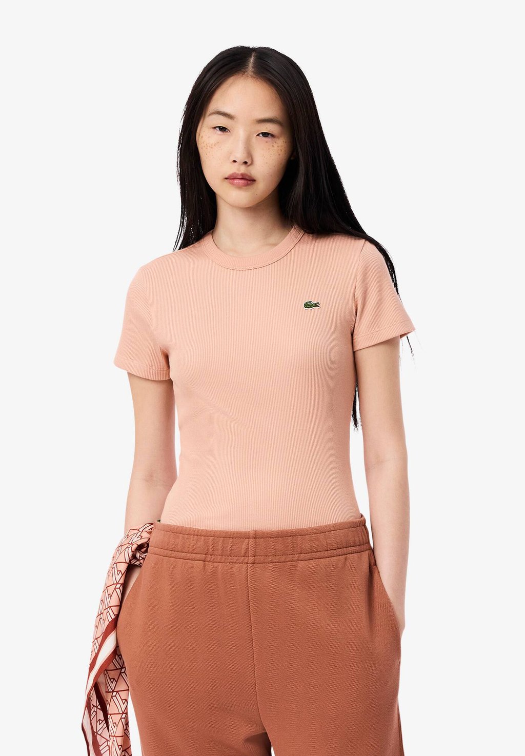 

Базовая футболка Lacoste, светло-красный