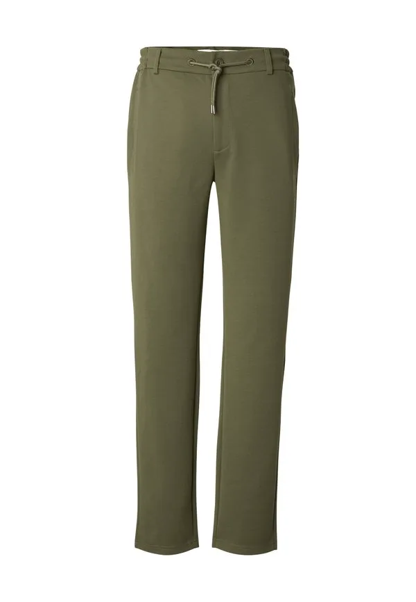 

В стрингах Indicode Jeans, Army