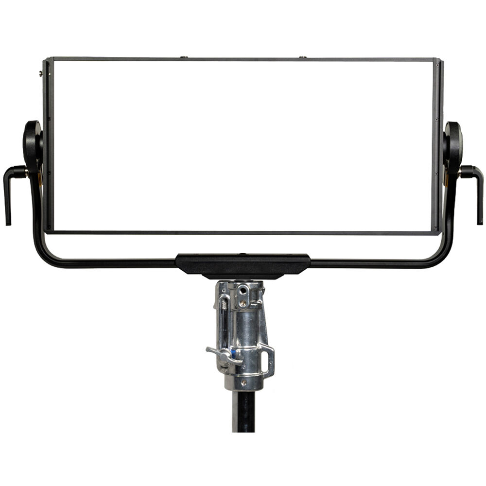 

Светодиодная панель Aputure Nova P600c RGB (дорожный комплект)