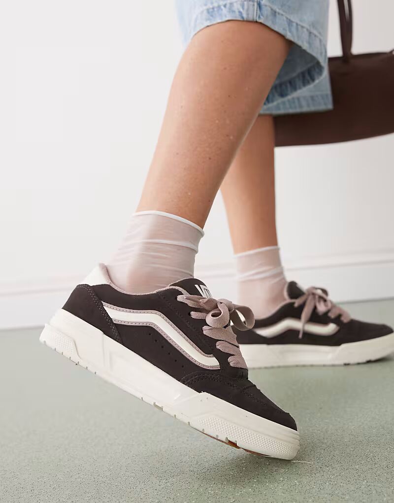 Массивные замшевые кеды Vans Hylane темно-коричневого цвета — фото 3