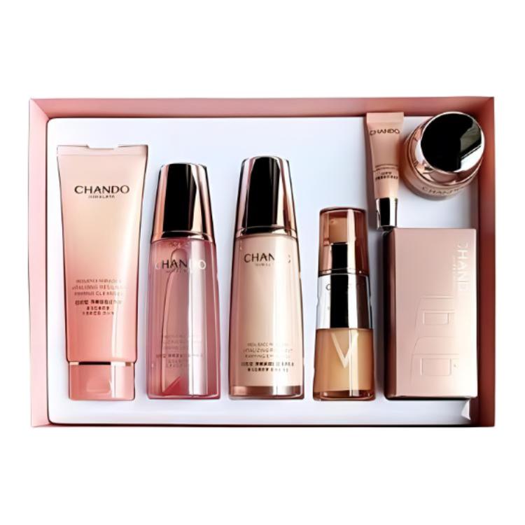 

Эластичный и подтягивающий уход за кожей набор увлажняет и питает комплект из 6 предметов CHANDO