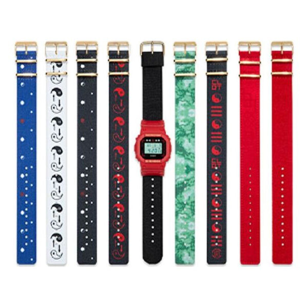 

Часы CASIO G-Shock Square 'Red', красный