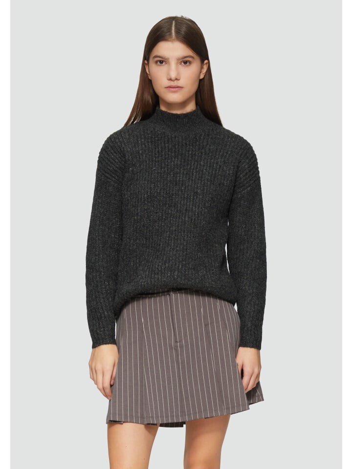 

Пуловер QS Strickpullover langarm, черный