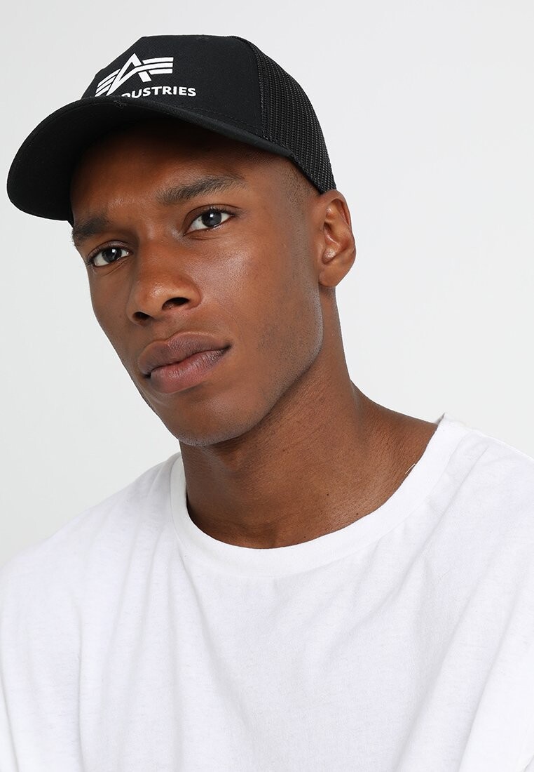 Кепка BASIC TRUCKER UNISEX Alpha Industries, черный — фото 2