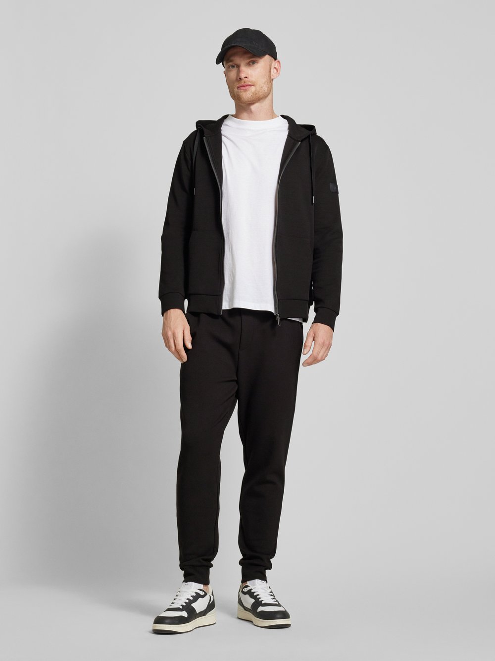 

Толстовка с капюшоном, модель «Stratos» JOOP! Collection, черный