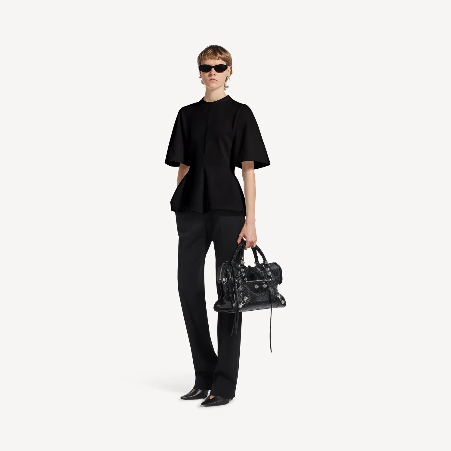 Женская формованная футболка черного цвета BALENCIAGA, черный — фото 2