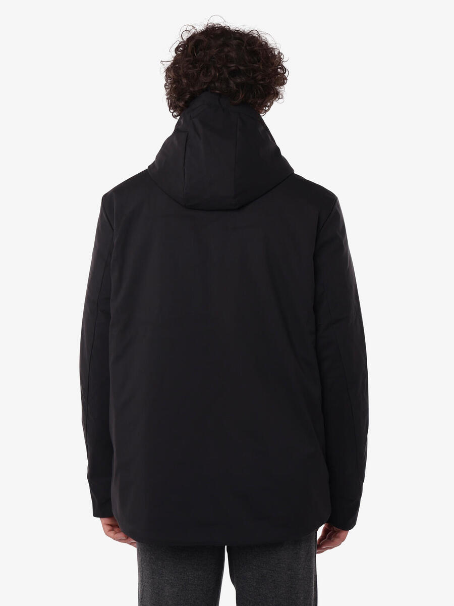 

JAKED Черная синтетическая фитнес-куртка для мужчин