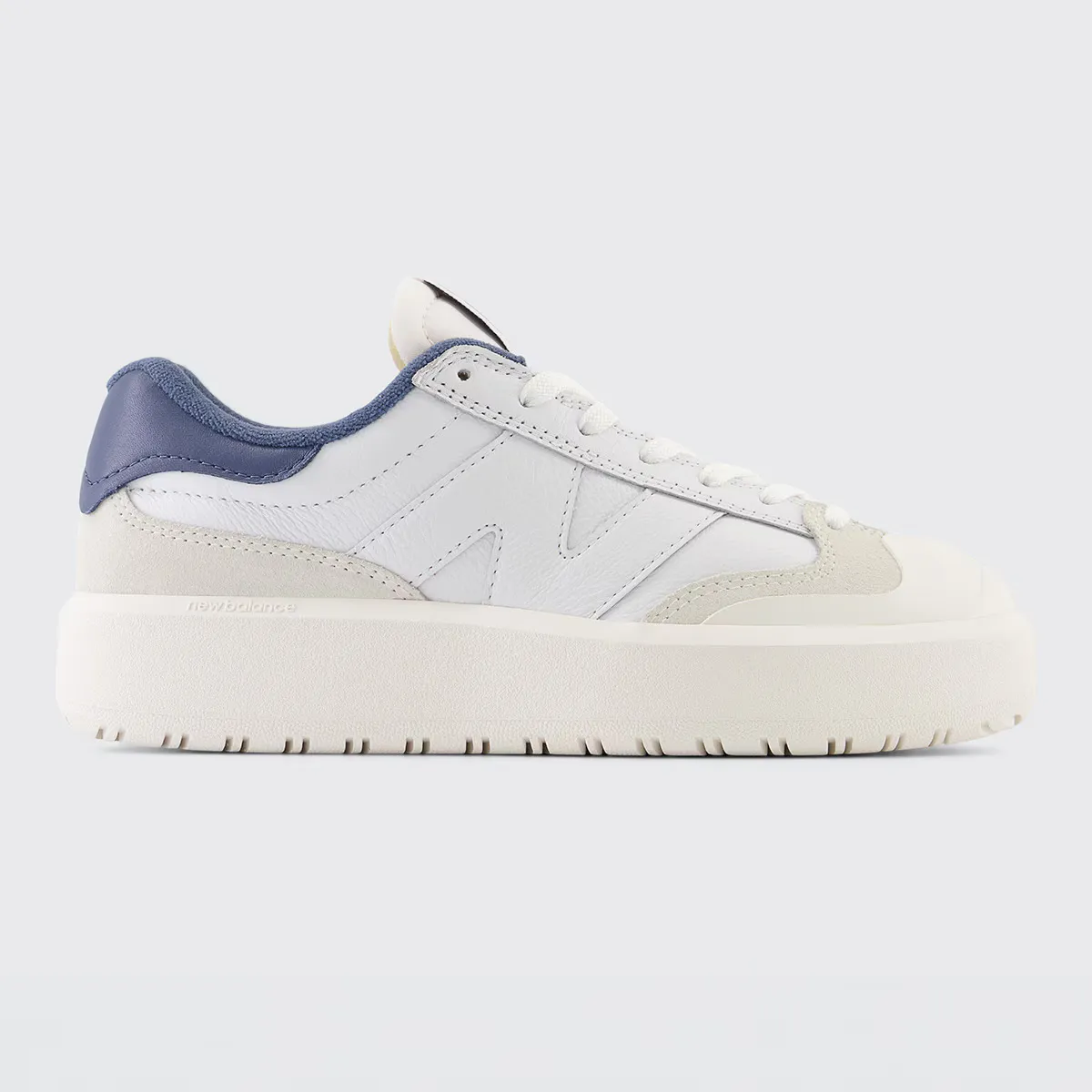 

Женская повседневная обувь 302 New Balance, белый/синий