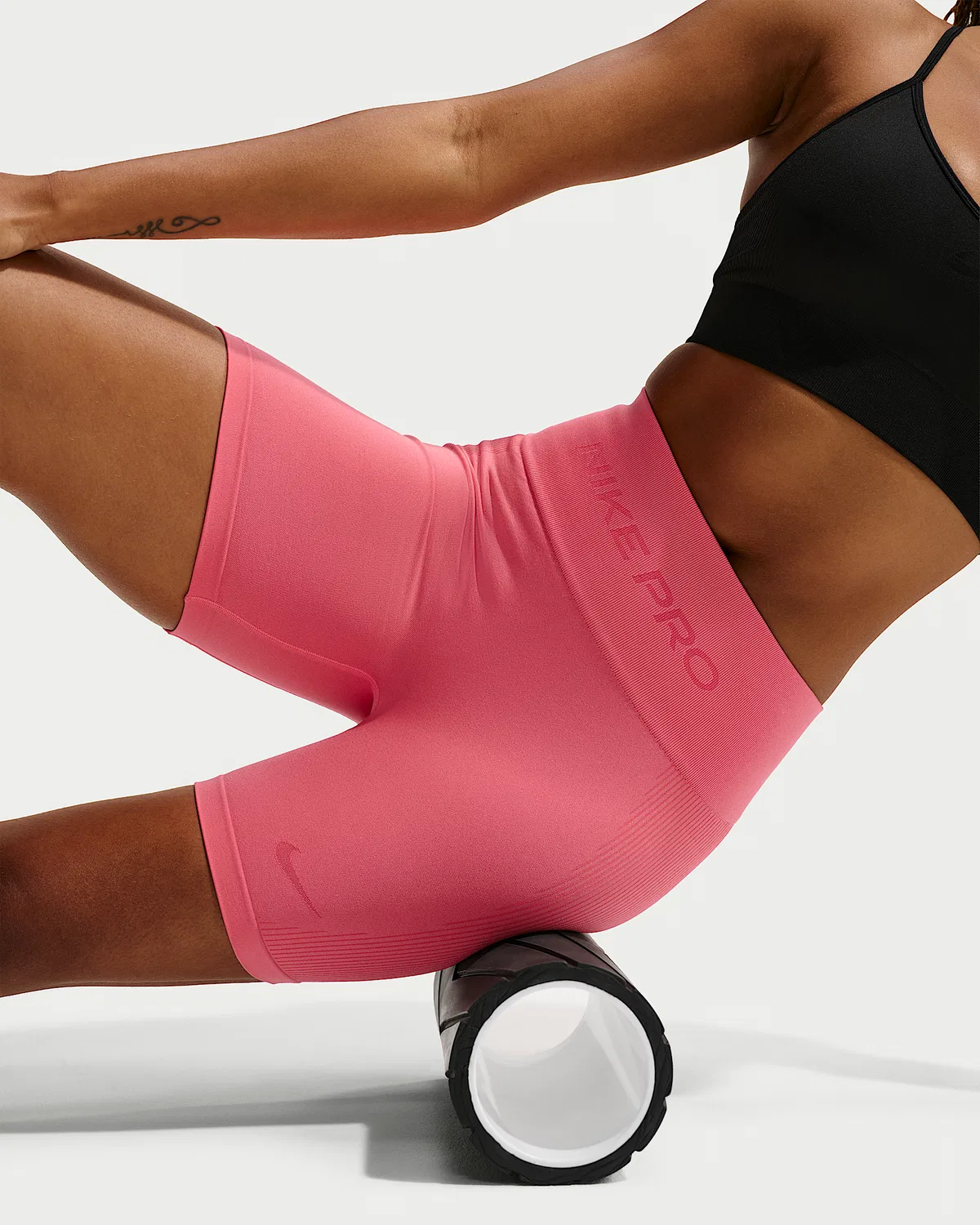 Женские шорты-велосипедки Nike Pro Seamless Dri-FIT с высокой посадкой, 5", Sea Coral — фото 4
