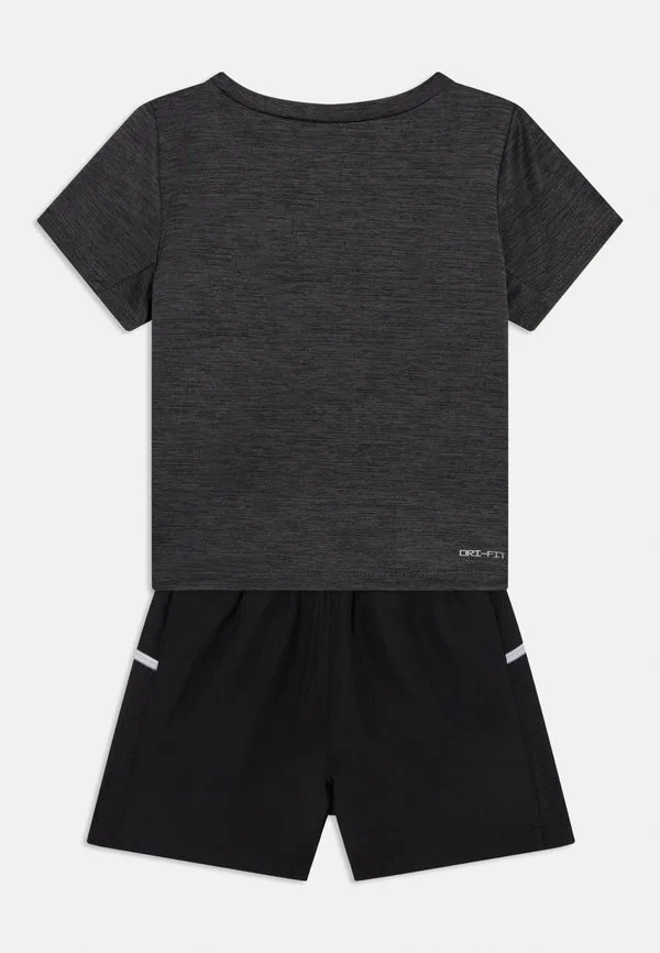 Спортивная футболка miler Nike Performance, Black — фото 2