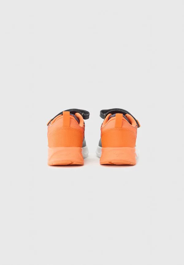 Кроссовки tempo унисекс Kangaroos, Raven/Vibrant Orange — фото 3