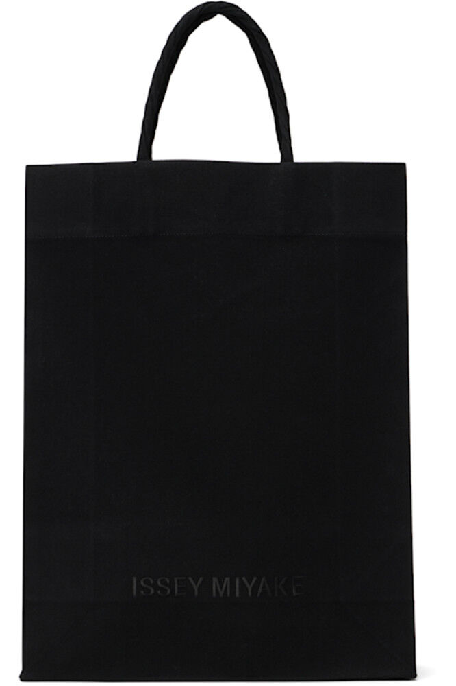 

Черная бумажная сумка ISSEY MIYAKE