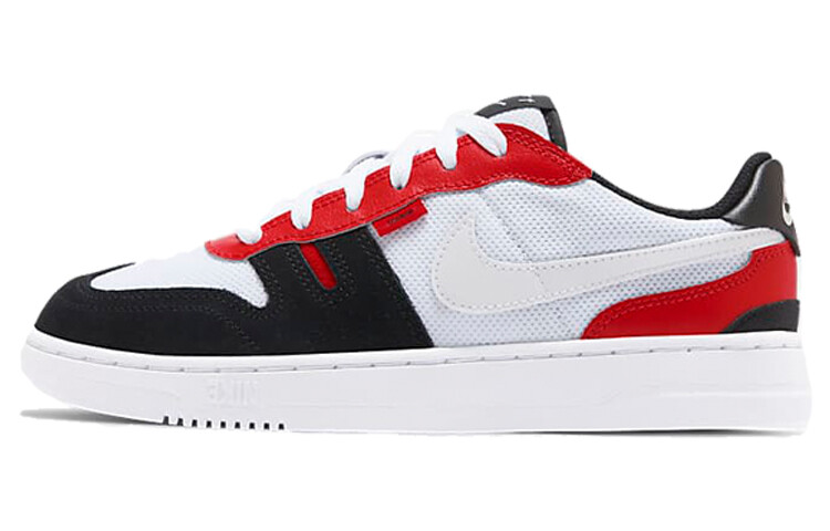 

Женские кроссовки для скейтбординга Nike Squash Type