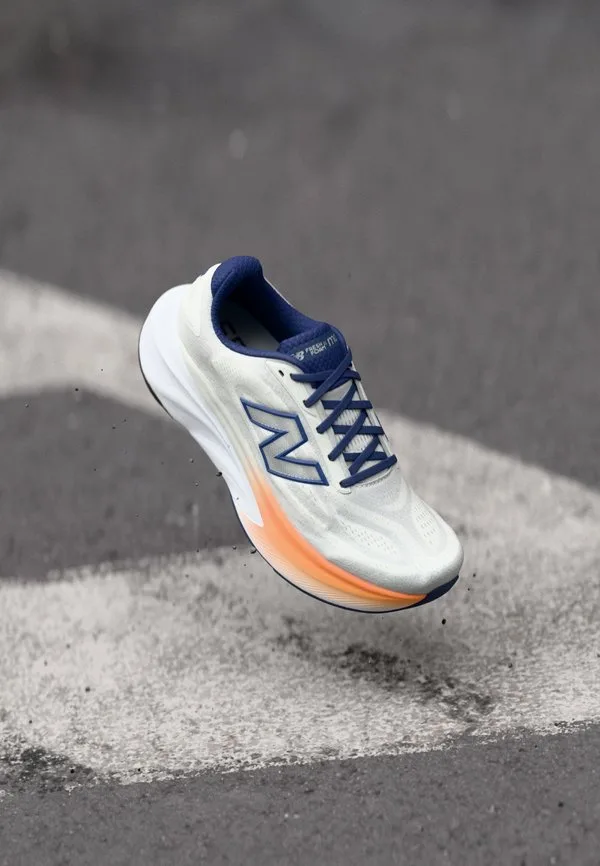 Кроссовки для бега по шоссе fresh foam x more v6 New Balance, Reflection