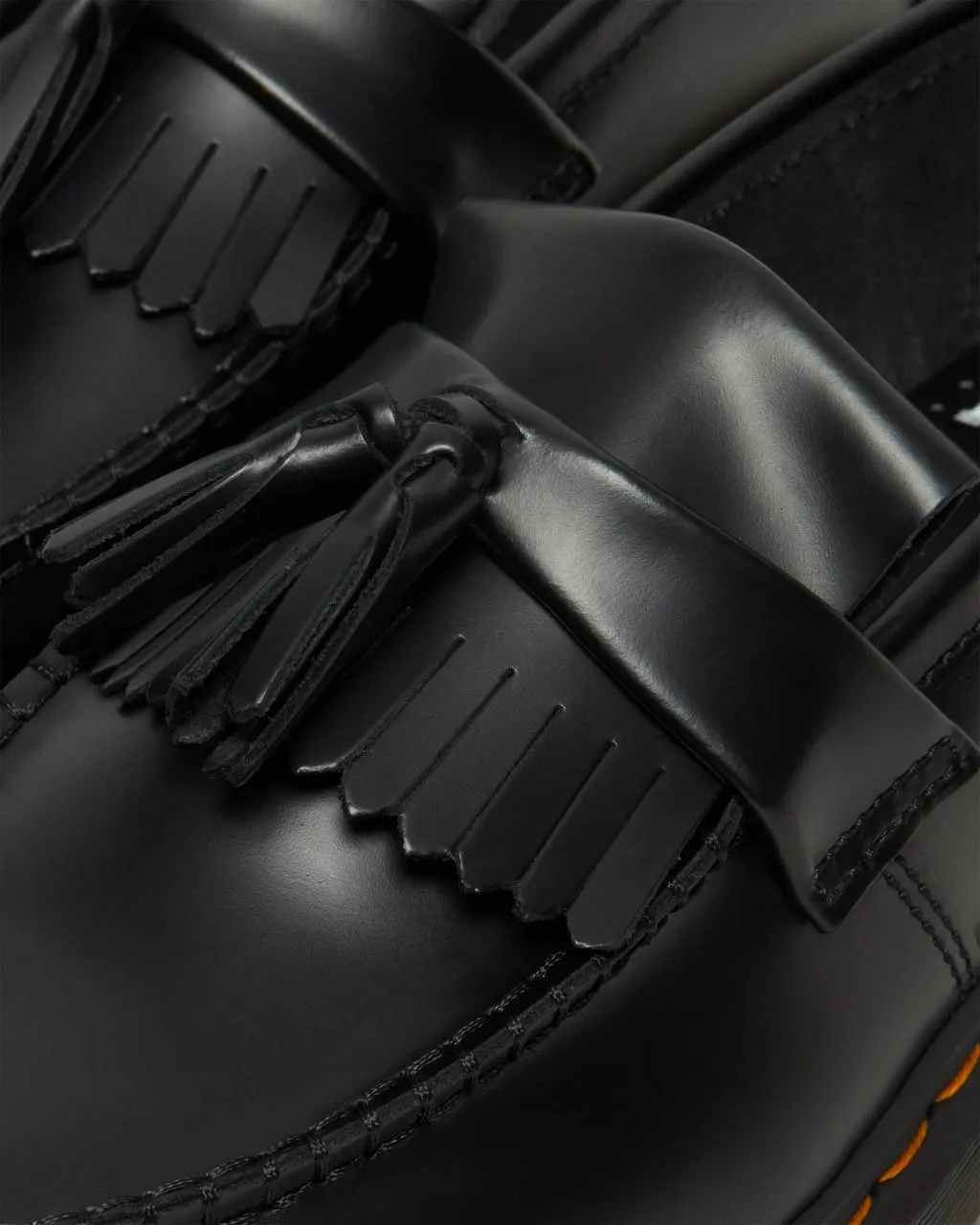 Dr. Martens Adrian Bex Гладкие кожаные лоферы с кисточками, цвет Black — Smooth Leather — фото 3
