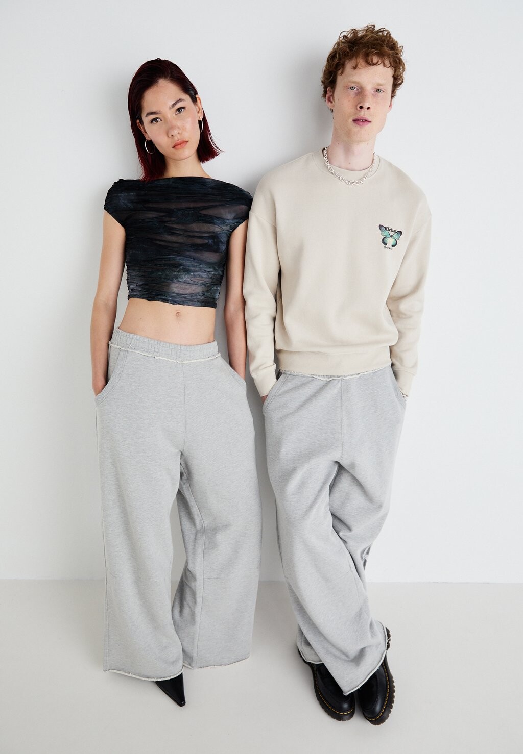 

Спортивные брюки TRIBAL AIRBRUSH STAR JOGGER UNISEX Jaded London, серый