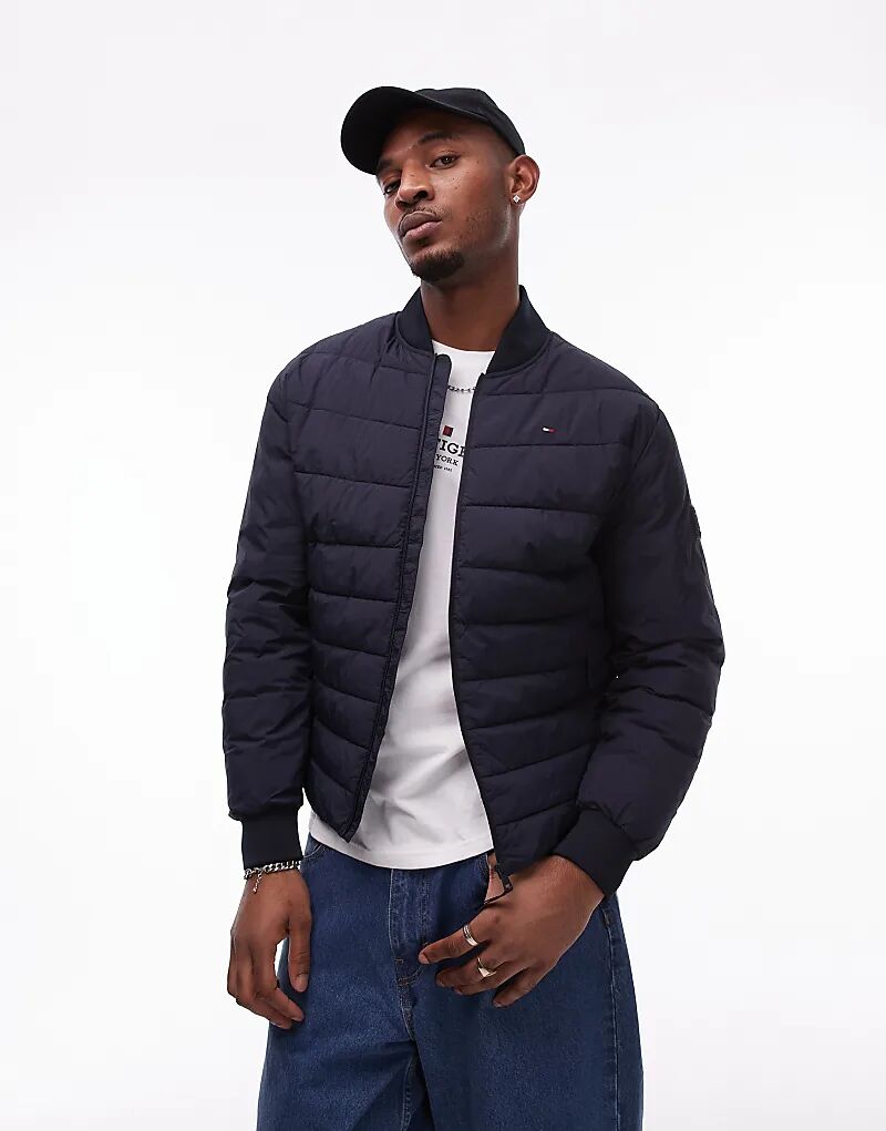 

Утепленная куртка-бомбер свободного кроя темно-синего цвета Tommy Hilfiger