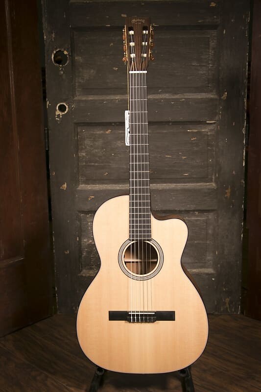 

Акустическая гитара Martin 000C12-16E Nylon String Acoustic Electric Guitar