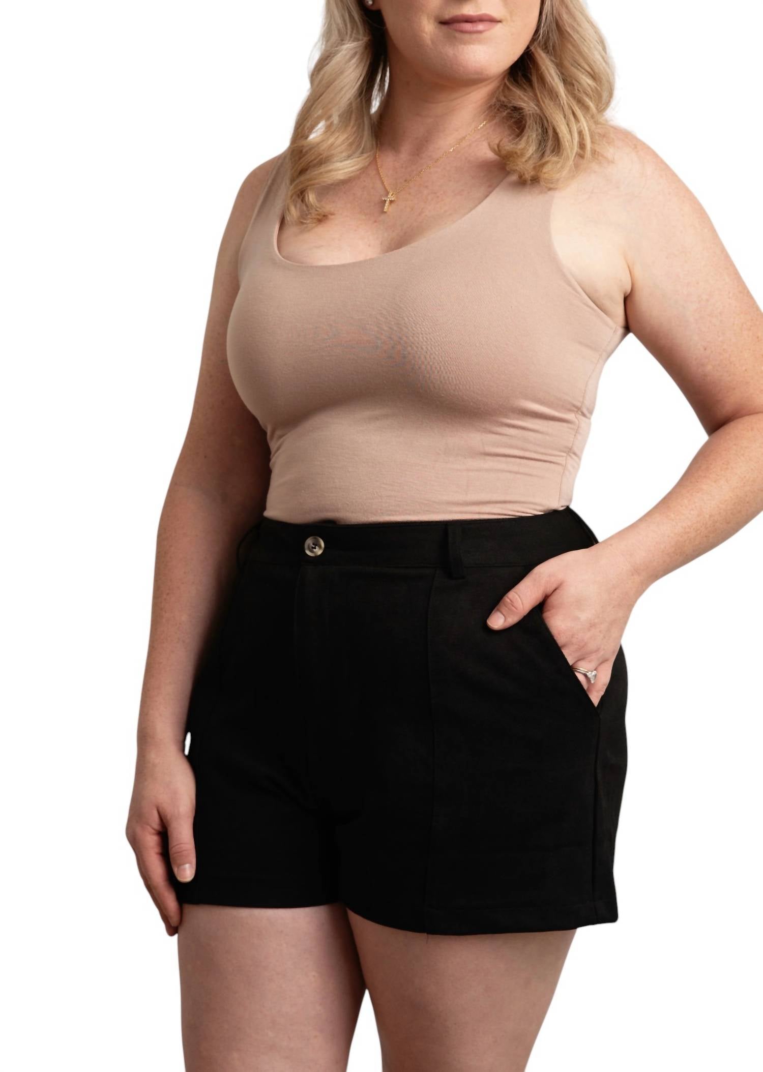 

Майя шорты черные SHE + SKY