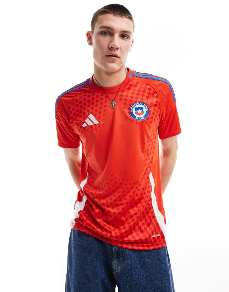 

Красная домашняя майка adidas Чили 2024