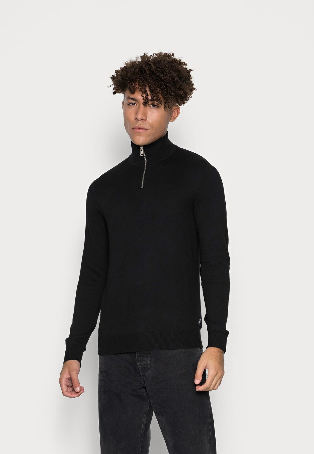 

Свитер Jack & Jones EEMIL HALF ZIP NOOS, цвет Black, Черный, Свитер Jack & Jones EEMIL HALF ZIP NOOS, цвет Black