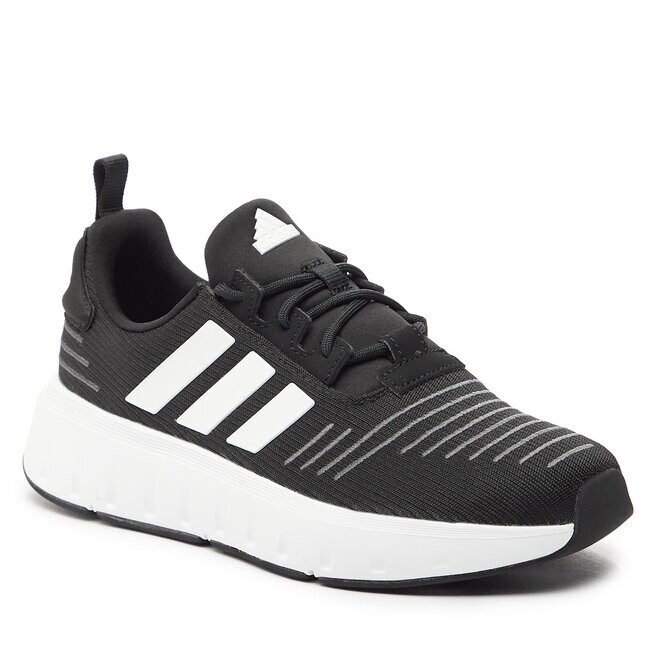 

Кроссовки adidas SwiftRun, черный