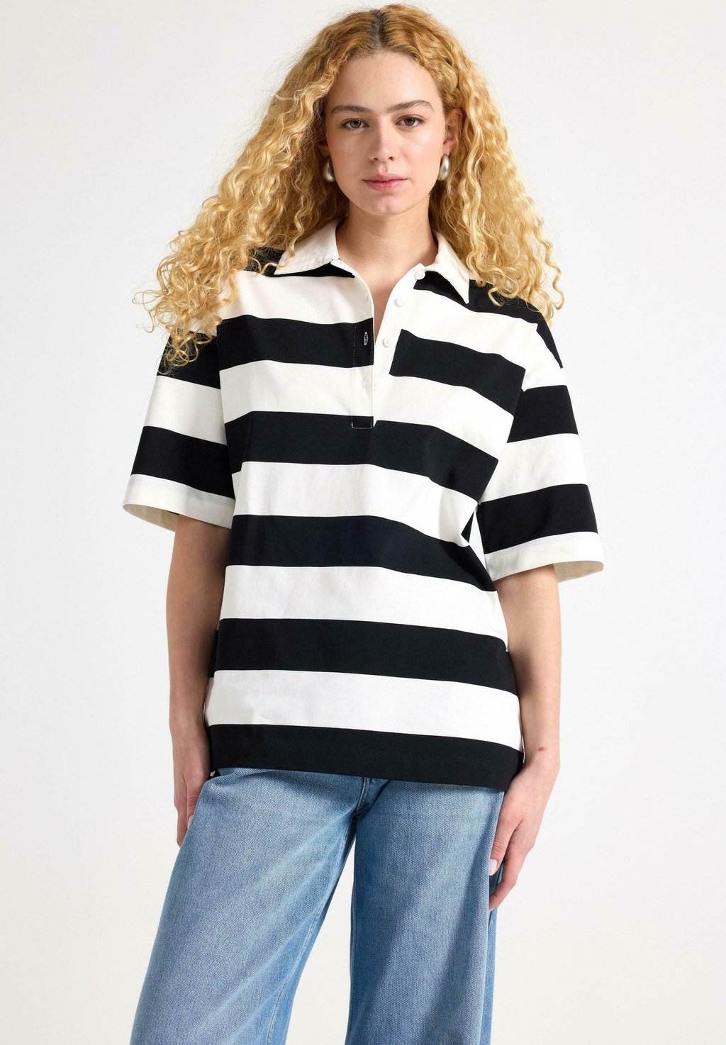 

Рубашка поло SHORT-SLEEVED Lindex, белый