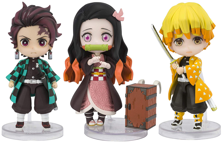 

Фигурка Tanjiro Kamado, Demon Slayer Kimetsu No Yaiba Figurarts мини BANDAI, three-person clothing sets