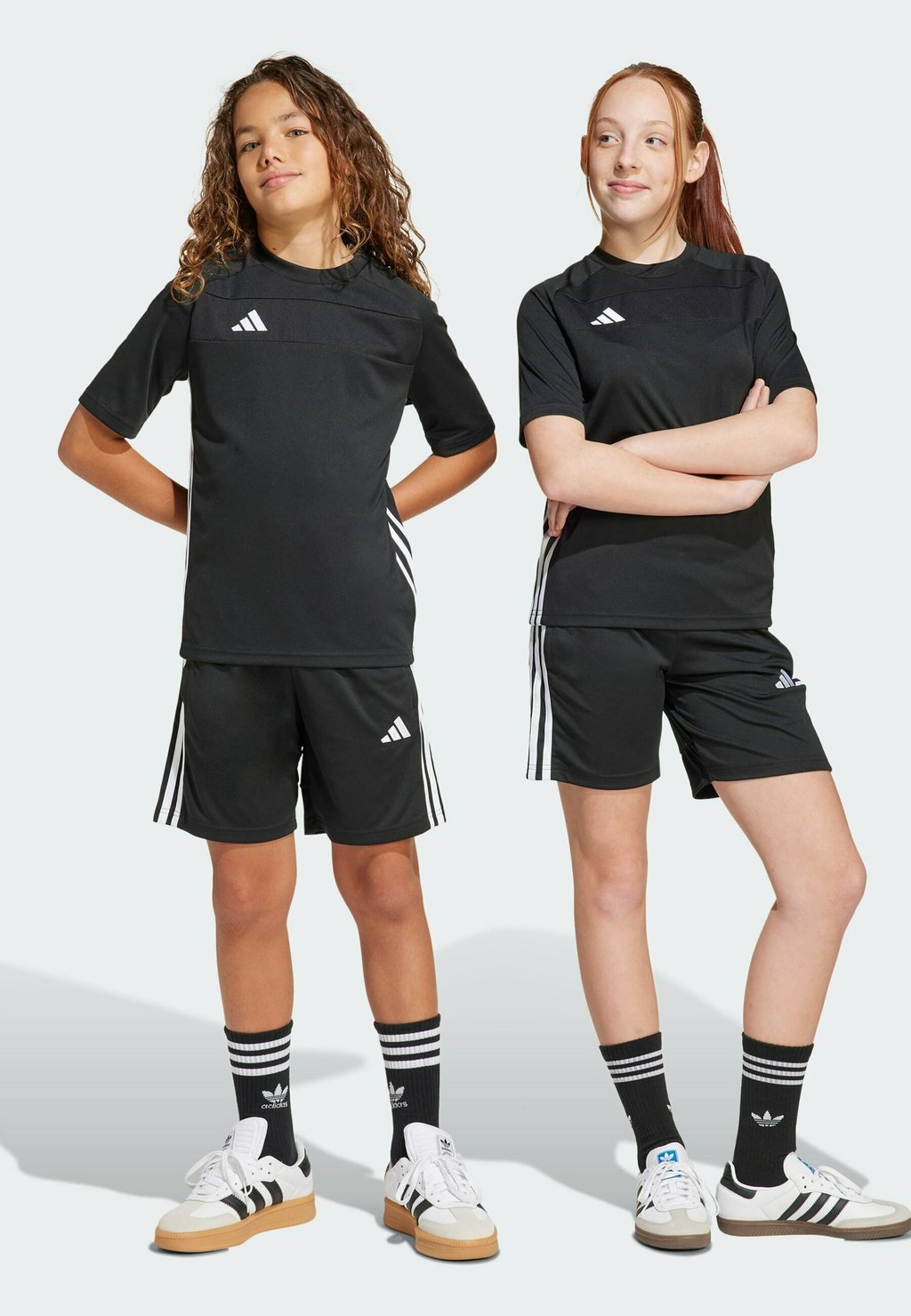 

Спортивные шорты adidas Performance, черный