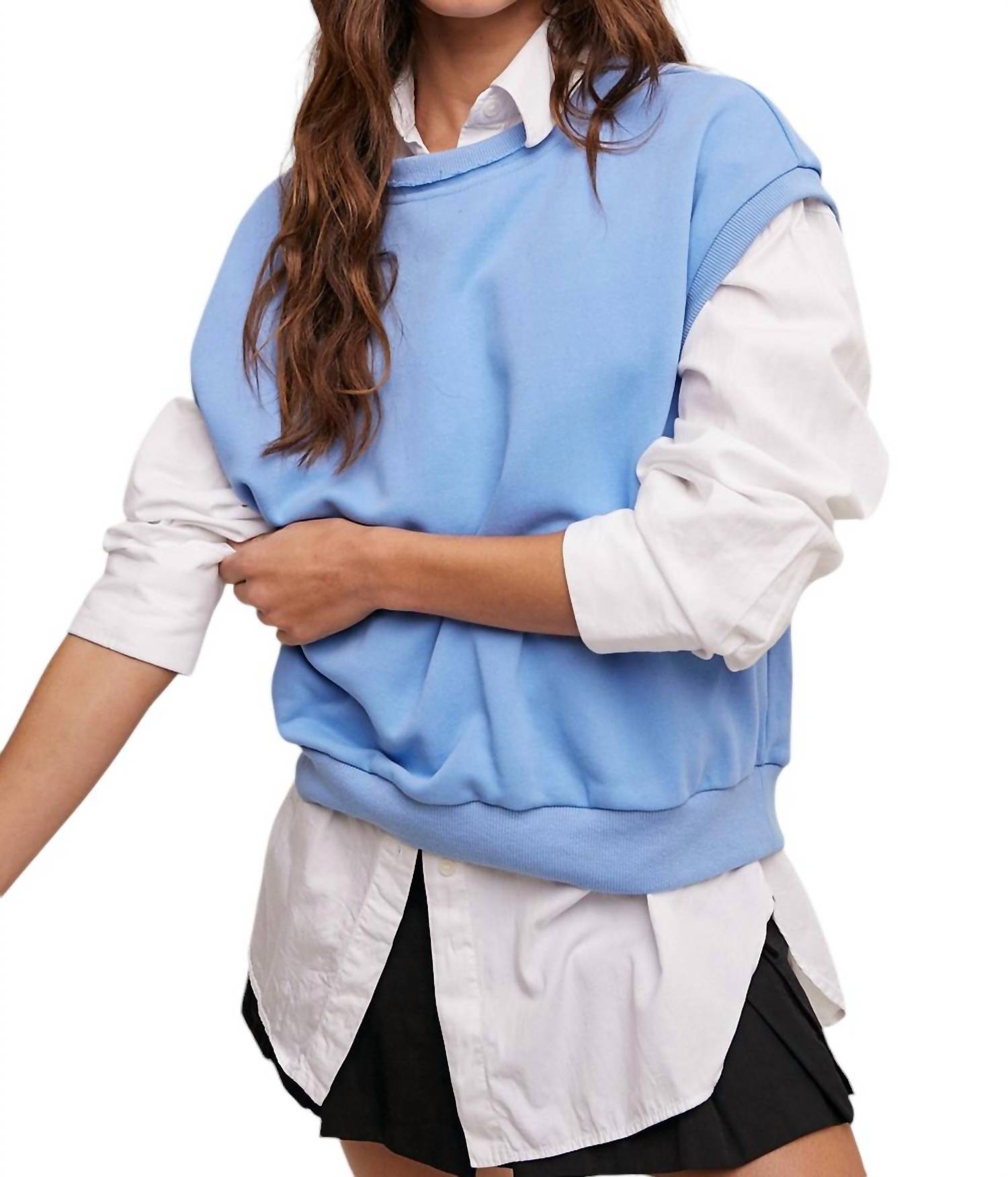 

Короткий объемный свитер с круглым вырезом в ярко-синем цвете Listicle