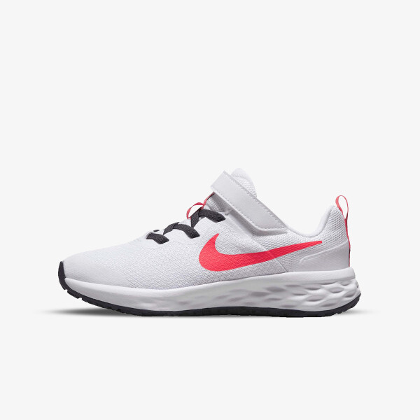 

Кроссовки революция 6 Nike, белый