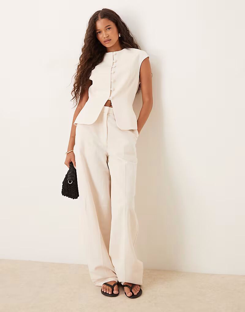 

Брюки-бочонки из льняной смеси цвета слоновой кости Asos Design