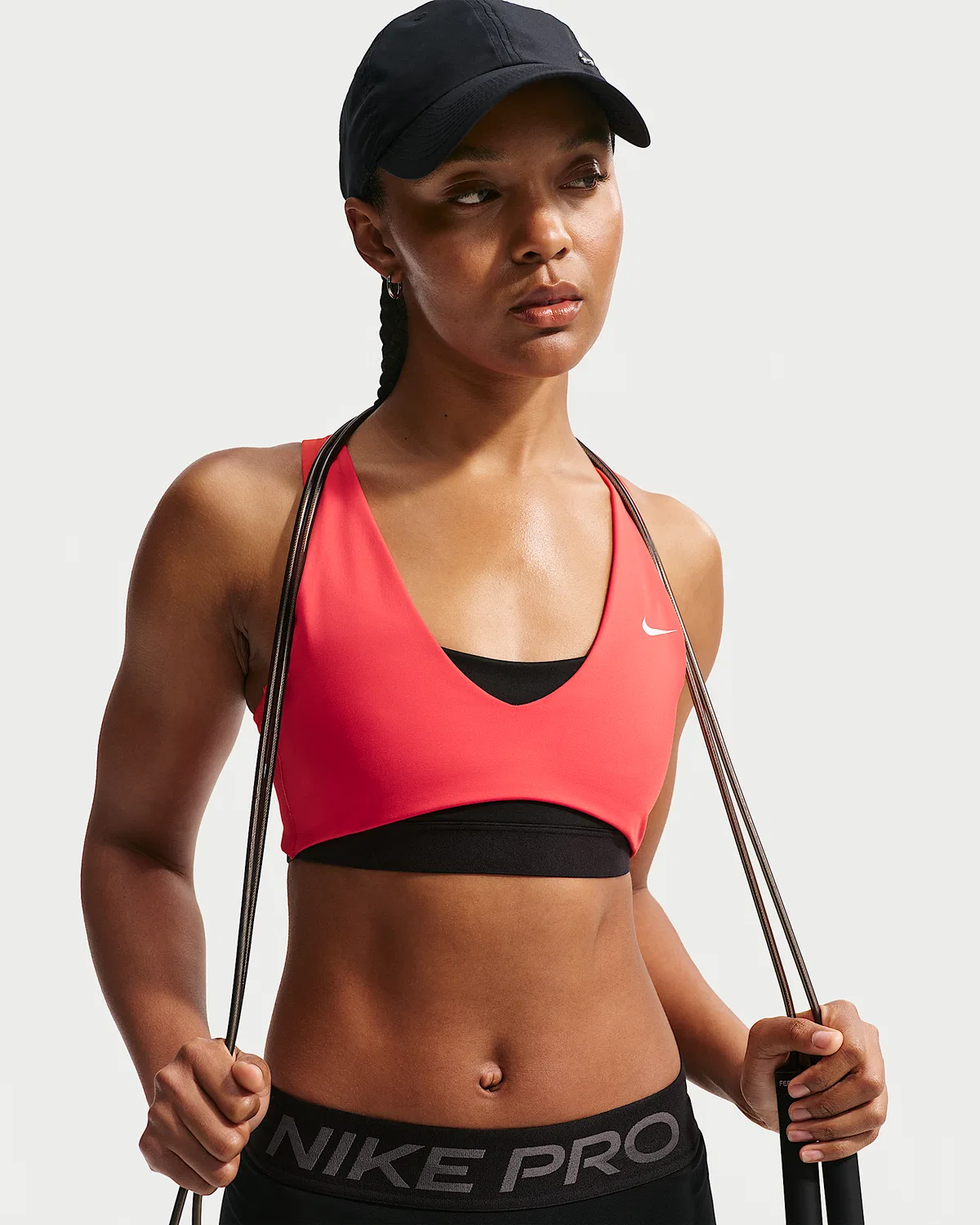 Женский спортивный бюстгальтер средней поддержки Nike Pro Sculpt, Light Crimson/Black/White